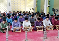 1_Majlis Membaca Yasin dan Tahlil di Kubah Makam Diraja 1440 H_c.jpeg