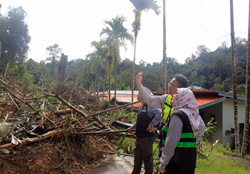 2_LawatanbanjirTemburong_c.png