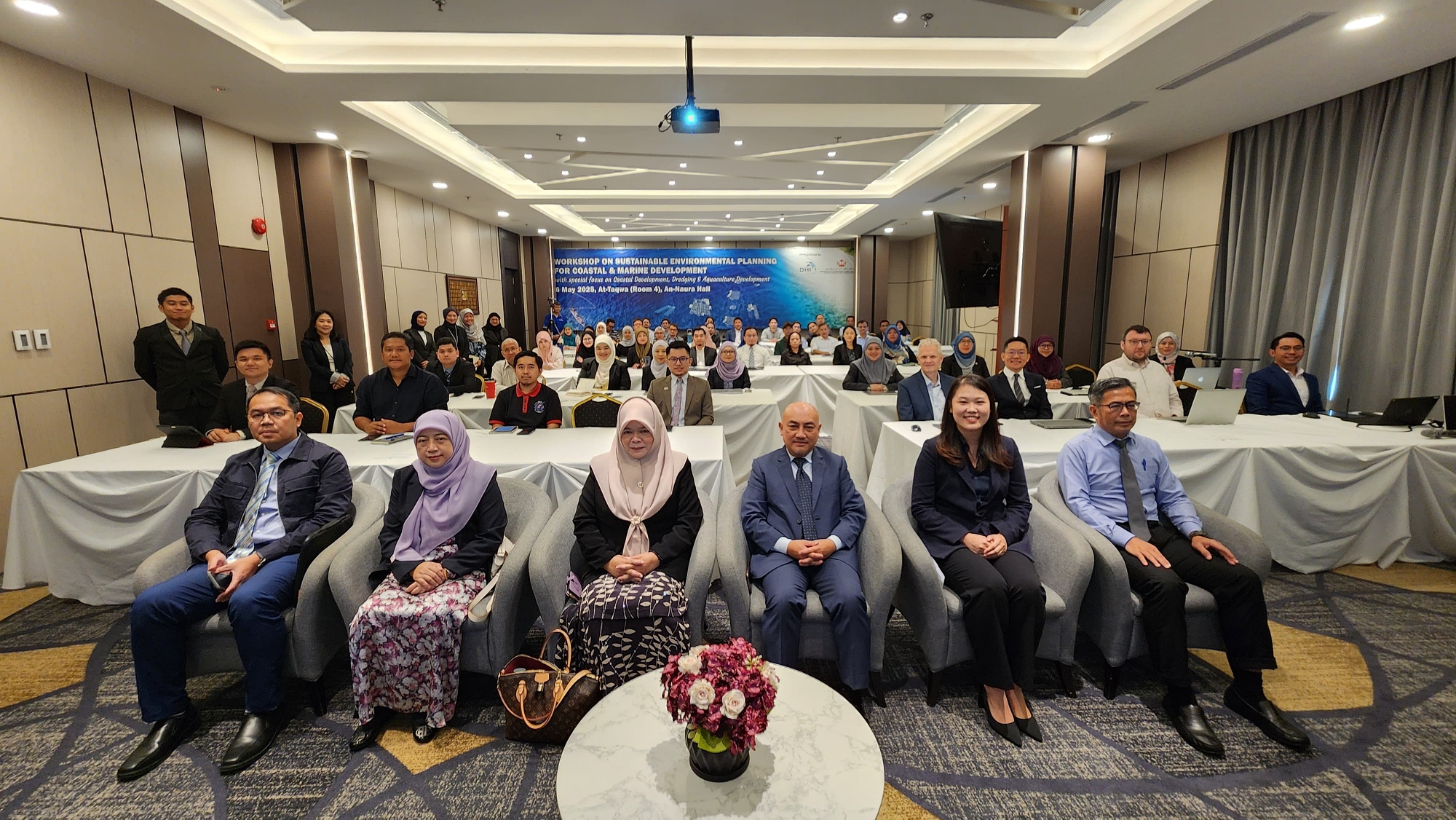 2_Bengkel menekankan perlindungan persekitaran pantai, marin.jpeg