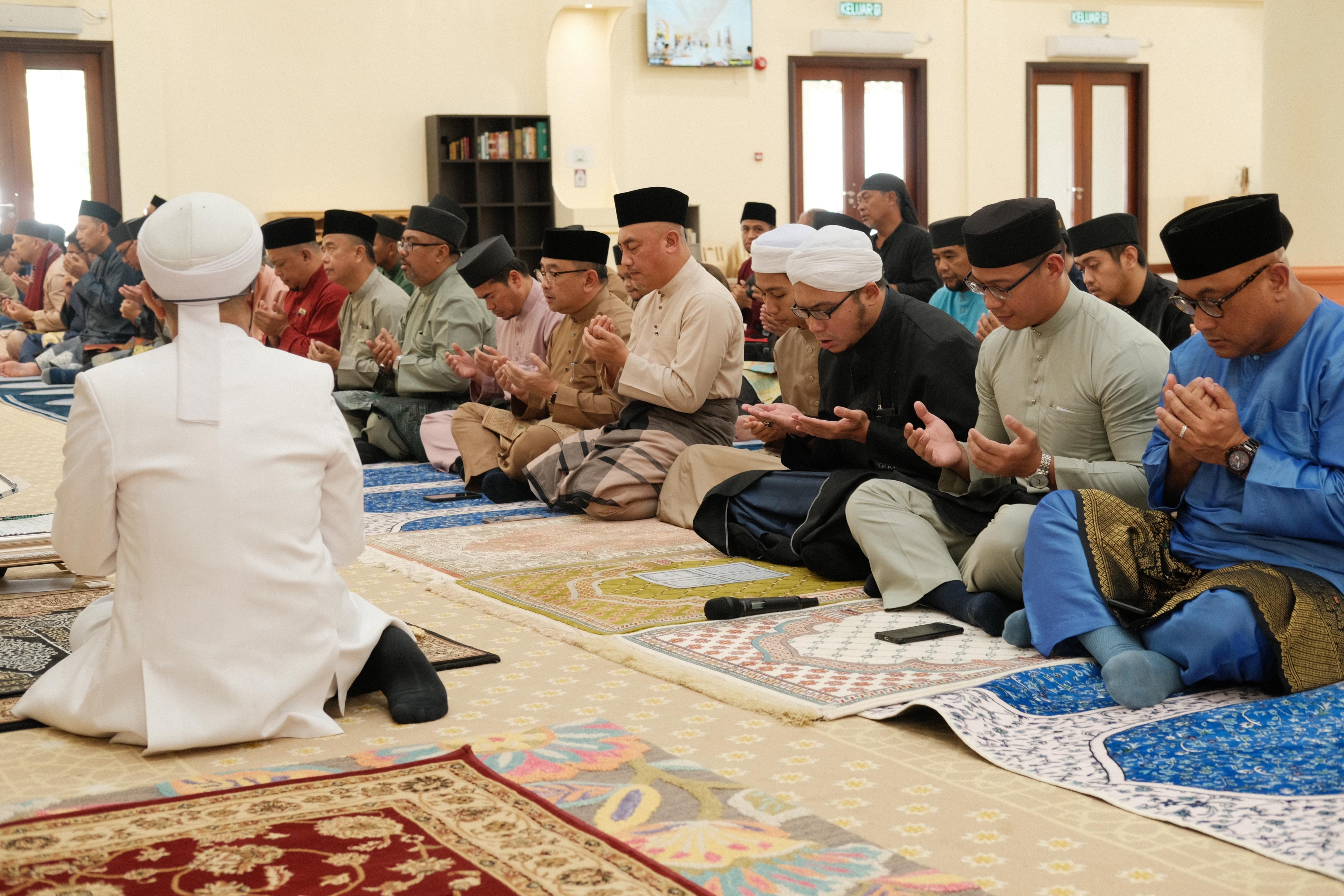 2_Doa kesyukuran sempena memperingati Hari Habitat Sedunia.jpg