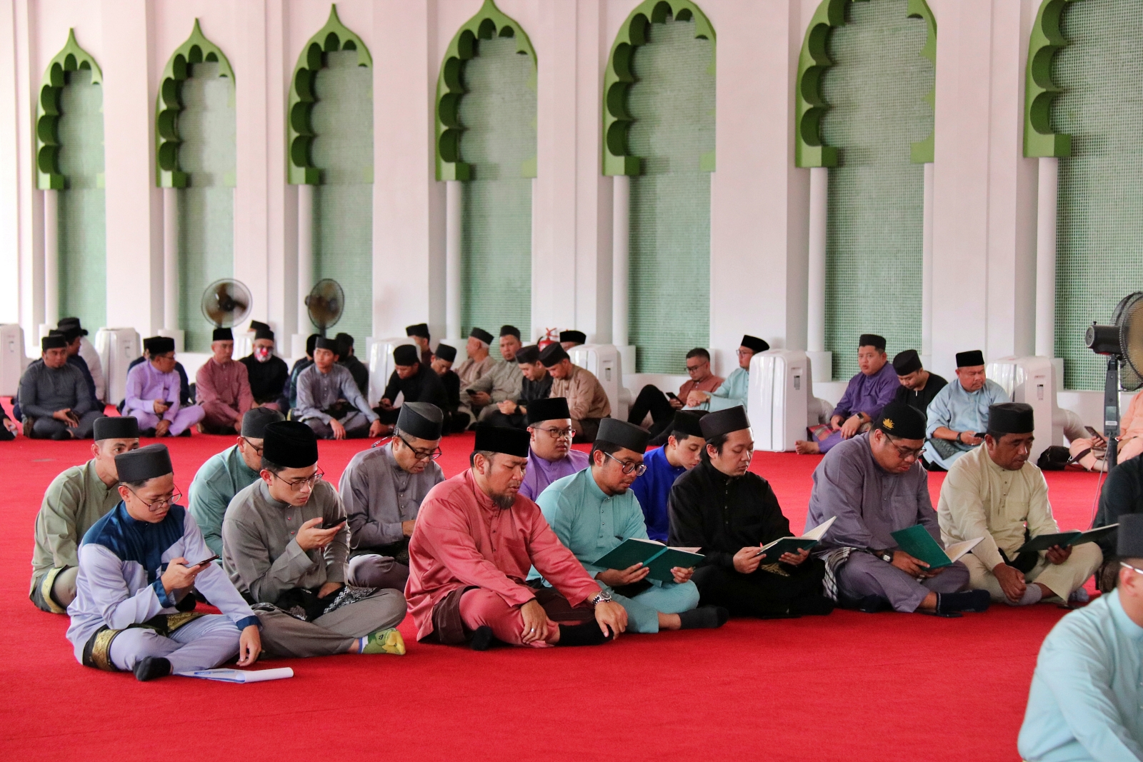 2_Majlis tahlil di Kubah Makam Diraja.JPG