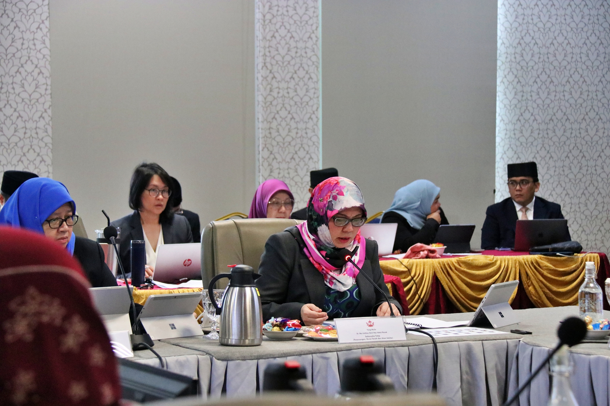 2_Sesi muzakarah Kementerian Pembangunan bersama ahli-ahli MMN.JPG